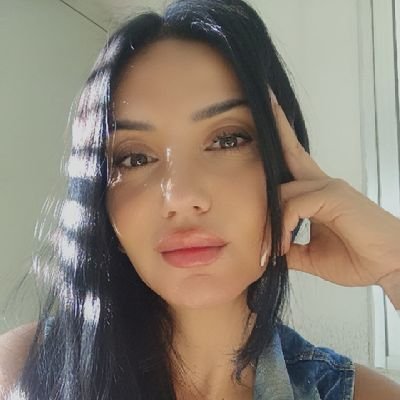 OphemiaA's profile picture. Social media