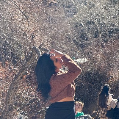 kaadhalkanmani's profile picture. 23. IG: yaxhni