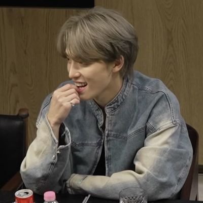 d1norav's profile picture. ೀ   ᰍ    𓈒    ᧉcᥣιpse    ੭   고무   ﹫dino 
♡𝆬   𓂂    ੭୧   9teen   ꒱  entj   ⊹   풍선 껌
ㅤ