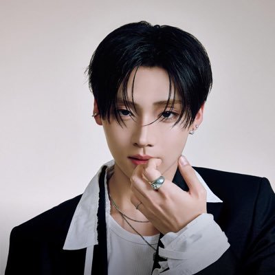 sngwocn's profile picture. https://t.co/f8P5ZBmbhW ALD1’s center, Lee Sangwon.