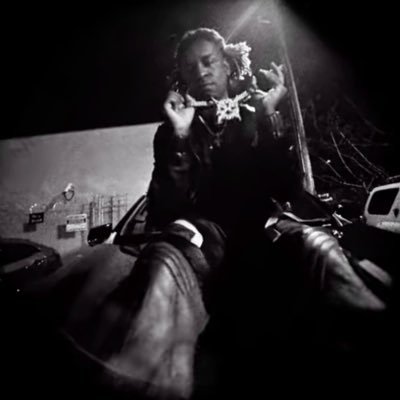 iamddez's profile picture. 