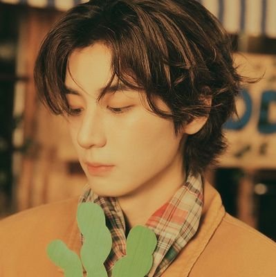 ihancilok's profile picture. i'm in love with the #boynextdoor 𖹭.ᐟ #잏른 :3 sometimes talk about #alphadriveone & #xnghan ♡±±