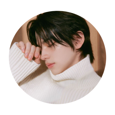 obveious's profile picture. I’m a Jakarta-based model from MODEX with a Computer Science degree from the University of Indonesia.