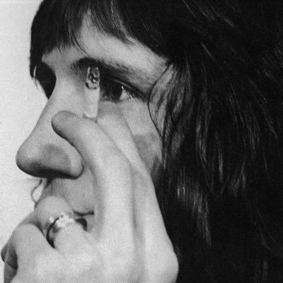 dirtyshirtt's profile picture. noal chavved my weed #classicrocktwt #teigantwt