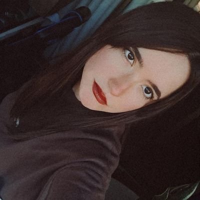 ClauBunnyQueen's profile picture. Actriz de Doblaje y Locutora. Educadora Infantil. Moni/Coordi de Ocio y Tiempo Libre  🌱 Tiro con arco | Games & Anime | Series, Libros, Películas | INFJ.