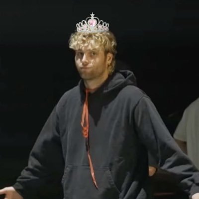 hemmingsevolve's profile picture. raised on pop punk and bubblegum🎀