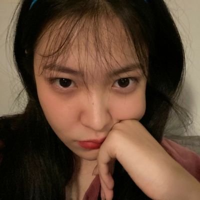 cherashour's profile picture. yap a lot