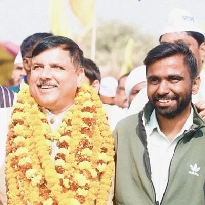 RTForAAP's profile picture. State Incharge, Social Media @AAPUttarPradesh ✊