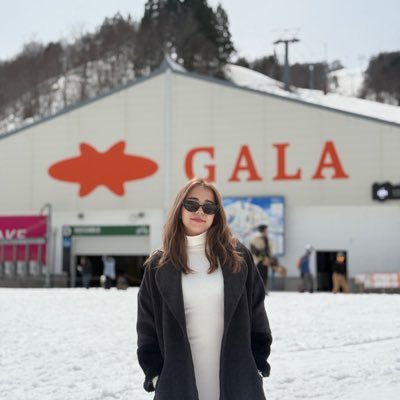 KhwanphornJ's profile picture. 