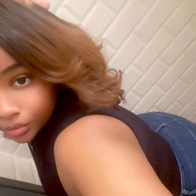 Fabeeloos's profile picture. « Ne désespérez pas de la miséricorde d’Allah. Car Allah pardonne tous les péchés » 39:53 🤍 | Tidjani Fi Dunya Wal Aqira 📿 | @PSG_inside 💙❤️