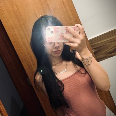 milouremor's profile picture. 𖤐 ✧ ☽ ⟢ 𖤐