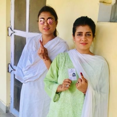 TanushriTr88629's profile picture. 