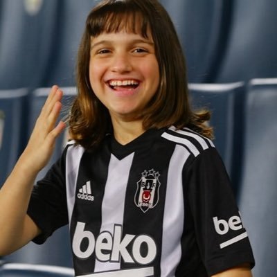 ulqsch_'s profile picture. 