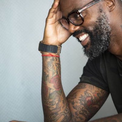 Graffa23's profile picture. 📺 : Comentarista Esportivo dos Canais Globo @tvglobo @sportv |👩🏽‍💻      grafite.assessoria@gmail.com