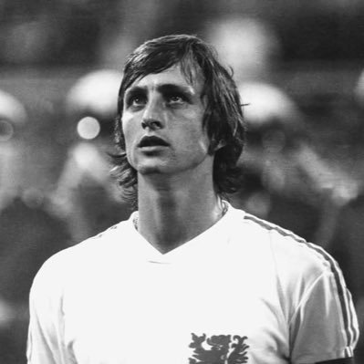 modbnzzz's profile picture. 