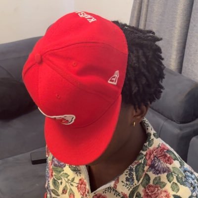 dreyszn's profile picture. 7. trying every mf thing to see which one clicks. @BurnaBoy