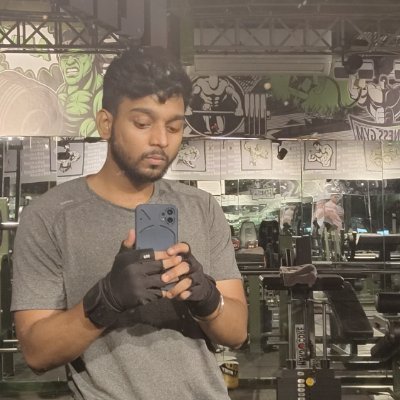 OmkarChend1kar's profile picture. Building and shipping apps, learning ai.