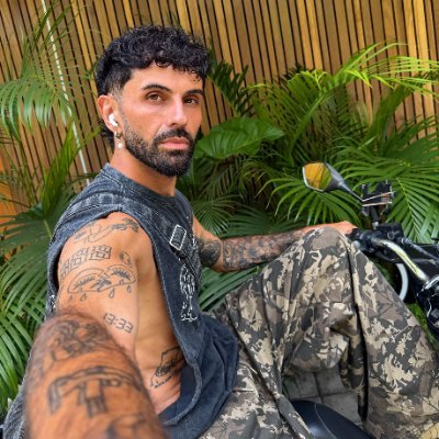 KojisRevenge's profile picture. twitch partner & content creator // business: koji@independenttalent.com // https://t.co/3jKBFNFghS // he/him