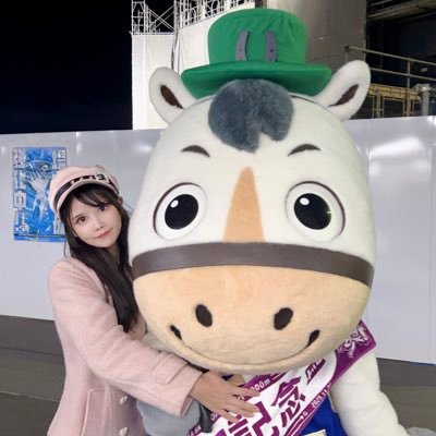 aichan_keiba's profile picture. 競馬cafe&barふぁみーゆ(@famille_keiba) で時給を競馬に回してます 🐴全ドゥラメンテ産駒🫶中央.浦和.川崎.高知🏇/テンカハル/ドゥラエレーデ/トロヴァオ/シュガークン︎💕︎🫶🟦🟩2歳⇒パラディオン/神龍 タイトルホルダー産駒出資が夢🦄໒꒱ 📸Canon EOS 80D/チンチラ