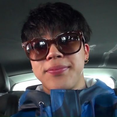 vepuxe's profile picture. yoonmin lover, winner enthusiast ✪