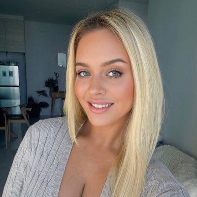 carlyherrotop1's profile picture. still chasing my dream