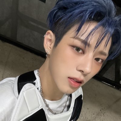 Baddbear_2121's profile picture. 무기창고 #진혁 #JINHYUK #나우즈