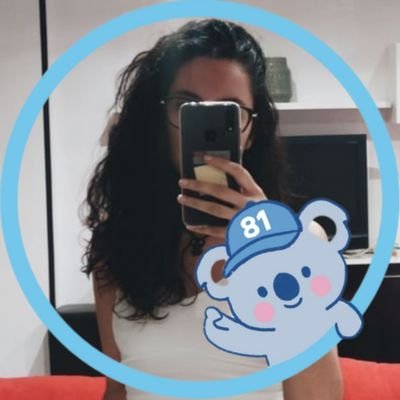 laurogeitabat's profile picture. i think oscar piastri winning first world championship is a much better story