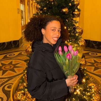 Tlodiie's profile picture. 𝑃𝑒𝑟 𝑎𝑠𝑝𝑒𝑟𝑎 𝑎𝑑 𝑎𝑠𝑡𝑟𝑎 ✨ Je vais à des concerts et je sensibilise à la drépanocytose 🩸