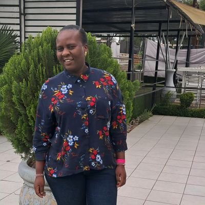 TshidiMohale28's profile picture. 