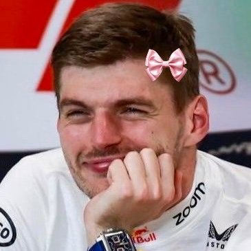 verstappw1n's profile picture. *ੈ✩‧₊˚ white redbull fireproofs enjoyer *ੈ✩‧₊˚ ★ ★ ★ ★ ☆