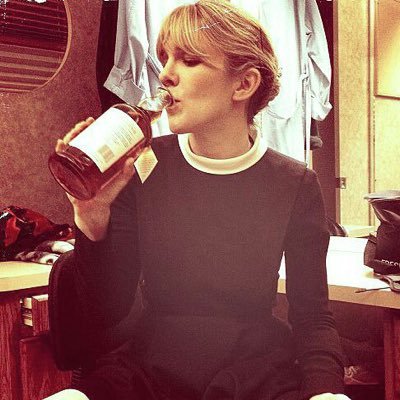 vanitym1rror's profile picture. 