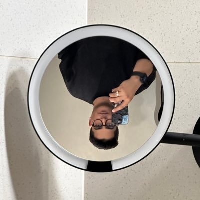 kaafichillscene's profile picture. Product, Design, Data, Investing, Real estate