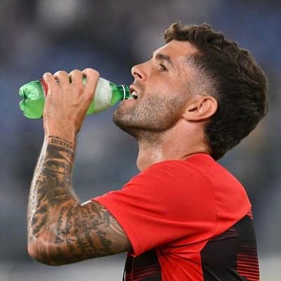 Mhd7_O's profile picture. وَأذكُرٌ رَّبَّكَ إِذا نَسيتّ. #AHLI | #FCB | #Milan |