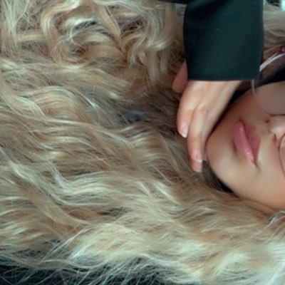 diyathatsit's profile picture. Free Palestine 🇵🇸 @mancity i love doku btw.  priv: @imdiyabolical