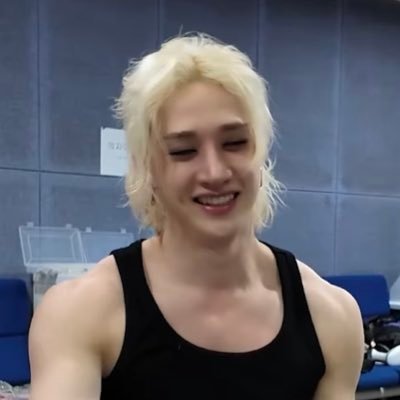 chansbobaeyes's profile picture. mdni 🔞 • seungchan’s cover me high notes enthusiast ₊ ⊹ skz in DC ‘25 survivor ⋆˚࿔ rpf writer ⋆˚꩜｡ 🐺🐶🐰🦊