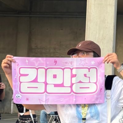 RinMit123's profile picture. 