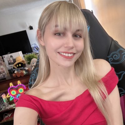 Eliseteria's profile picture. Twitch/YouTube Partner ✦ I love story-driven games & yapping about them ✦ KH, E33, NieR, FF ✦ 💍 @kh_damo ✦ eliseteria@gmail.com ✦ https://t.co/wfo1eg9l39