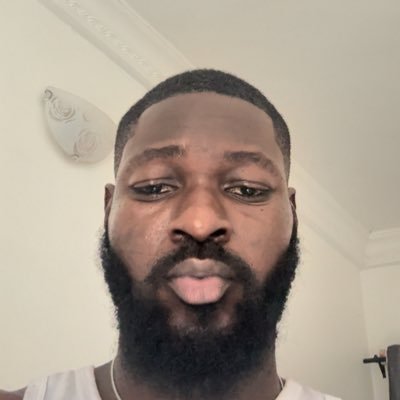 Kabiyesiyin's profile picture. @kabiyesifrvr. Fashion|Model|Design|| 📧-Kabiyesiyin@gmail.com