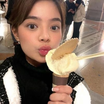 rsingbianca's profile picture. 