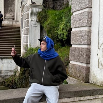 twvlly's profile picture. 