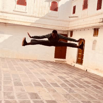 Adventureabi's profile picture. 