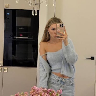 ClaraFaith35273's profile picture. 