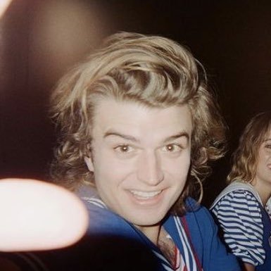 ch4ngerry's profile picture. ⋆˚⟡ cause everything’s changed outside but i feel the same inside ⭑ ⋆˚. 🎞️🩰 louhaylor enthusiast