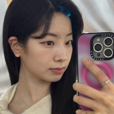 dahyundemady's profile picture. 