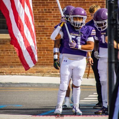 Ad_Jimenez75's profile picture. |C,RG,DT|5’5 205|Class of 2026|Garfield High School(NJ)|#2018875637