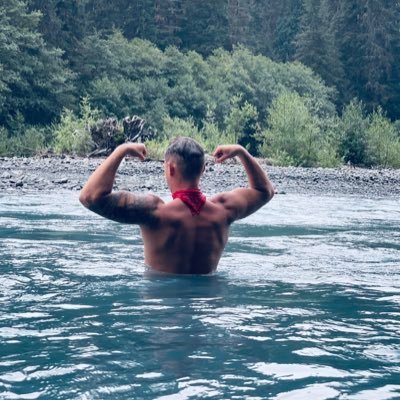 kivan1474845's profile picture. 