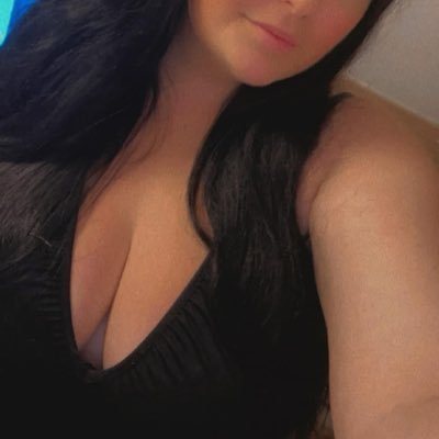 rxbesssss's profile picture. https://t.co/NfxfOqhh9f Come check out some content and let’s talkkk👀😈 https://t.co/1g5khBErm9 Check out my profile on Throne! PAY UP👅