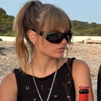 cinethanhunt's profile picture. 