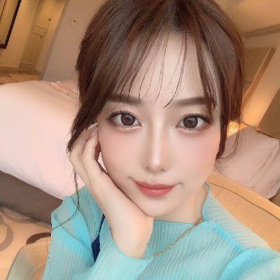 IYukimi40's profile picture. 33歳、千葉で育って今は東京で暮らしている事務職です😊
毎日、心がふっと軽くなる小さな幸せを探しています🌼
週末は日向ぼっこをしたり、Netflixを見たり、あたたかいコーヒーを飲む時間が大好きです☕🌞
優しくて誠実な人と出会えたら嬉しいな。
少しでもお互いに温かさを分け合えたら、とても幸せです🤍✨