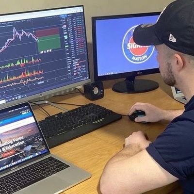 expert93279's profile picture. XAUUSD GOLD SIGNALS 📶💑#49 JoinAnd BioLink👉https://t.co/GjJZZvhQcc Don't Miss My Account management SERVICE And VIP SIGNAL 💯